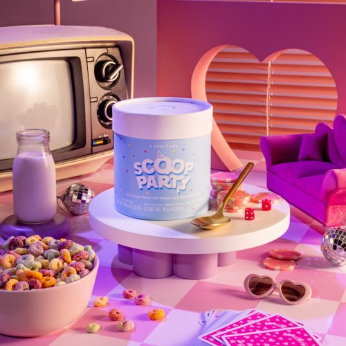 Heart Arch Wall - Propsyland